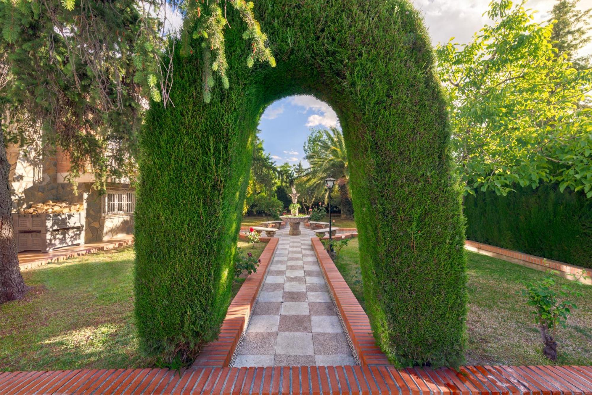 Villa Granada Garden Deluxe Monachil Bagian luar foto