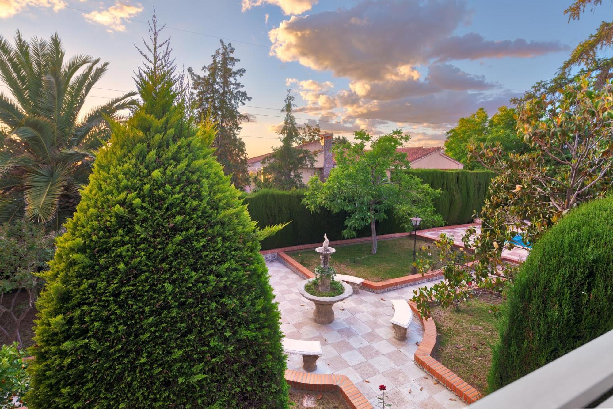 Villa Granada Garden Deluxe Monachil Bagian luar foto